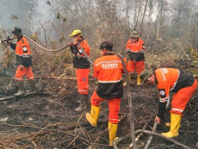 Tim Baznas Tanggap Bencana mengerahkan personel untuk menangani karhutla/Baznas